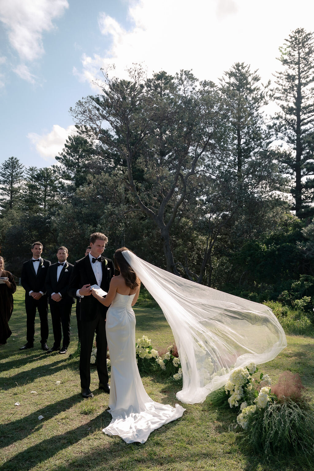 Ceremony_PennyMatt_Australia_Wedding_CaitlinJoyce_Photo-332
