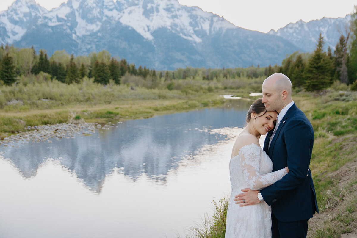 Olivia-and-Steven-Amangani-elopement-foxtails-photography-09_websize