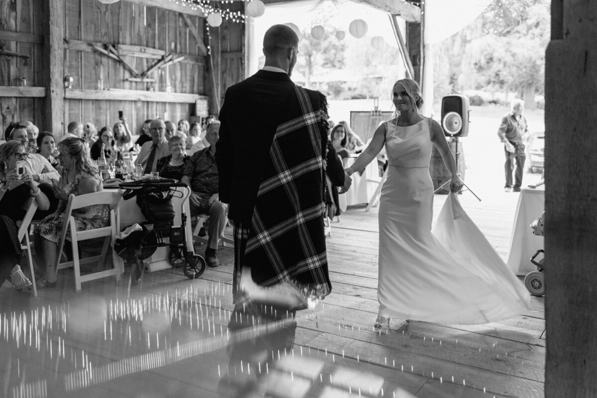 first dance with the couple