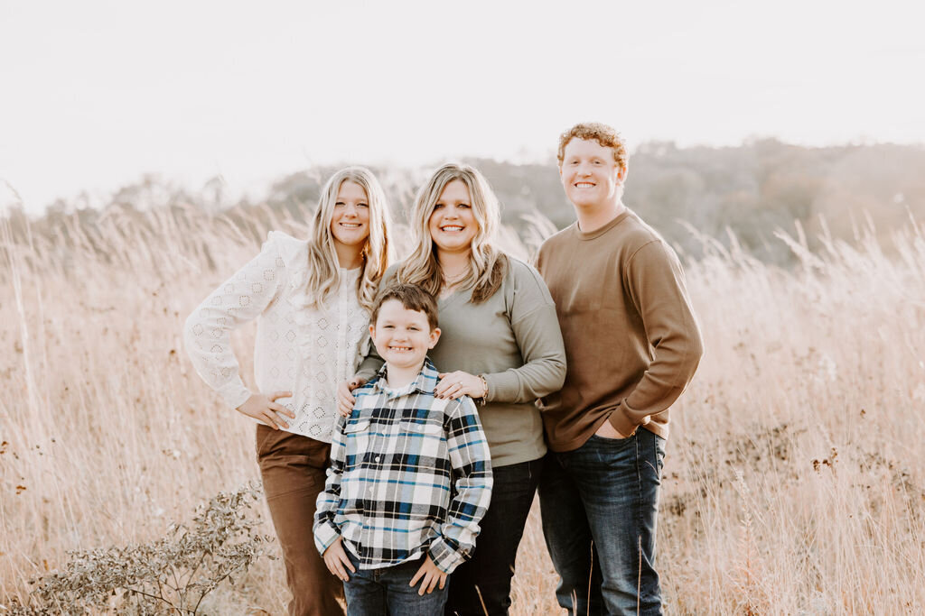 christina_ney_photography_wedding_engagement_lifestyle_photographer_dubuque_iowa_wedding_planning_assistance_adventurous_bold_laidback Family Photography18