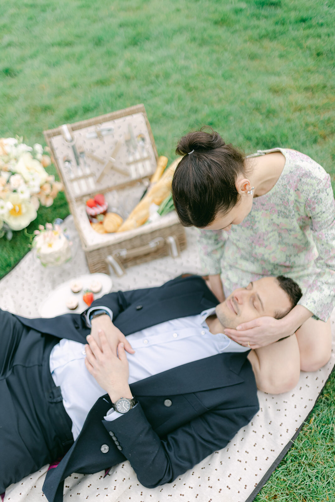 43  - Delia and Enrico - PICNIC - Chiswick House & Gardens - Joana Senkute Photography