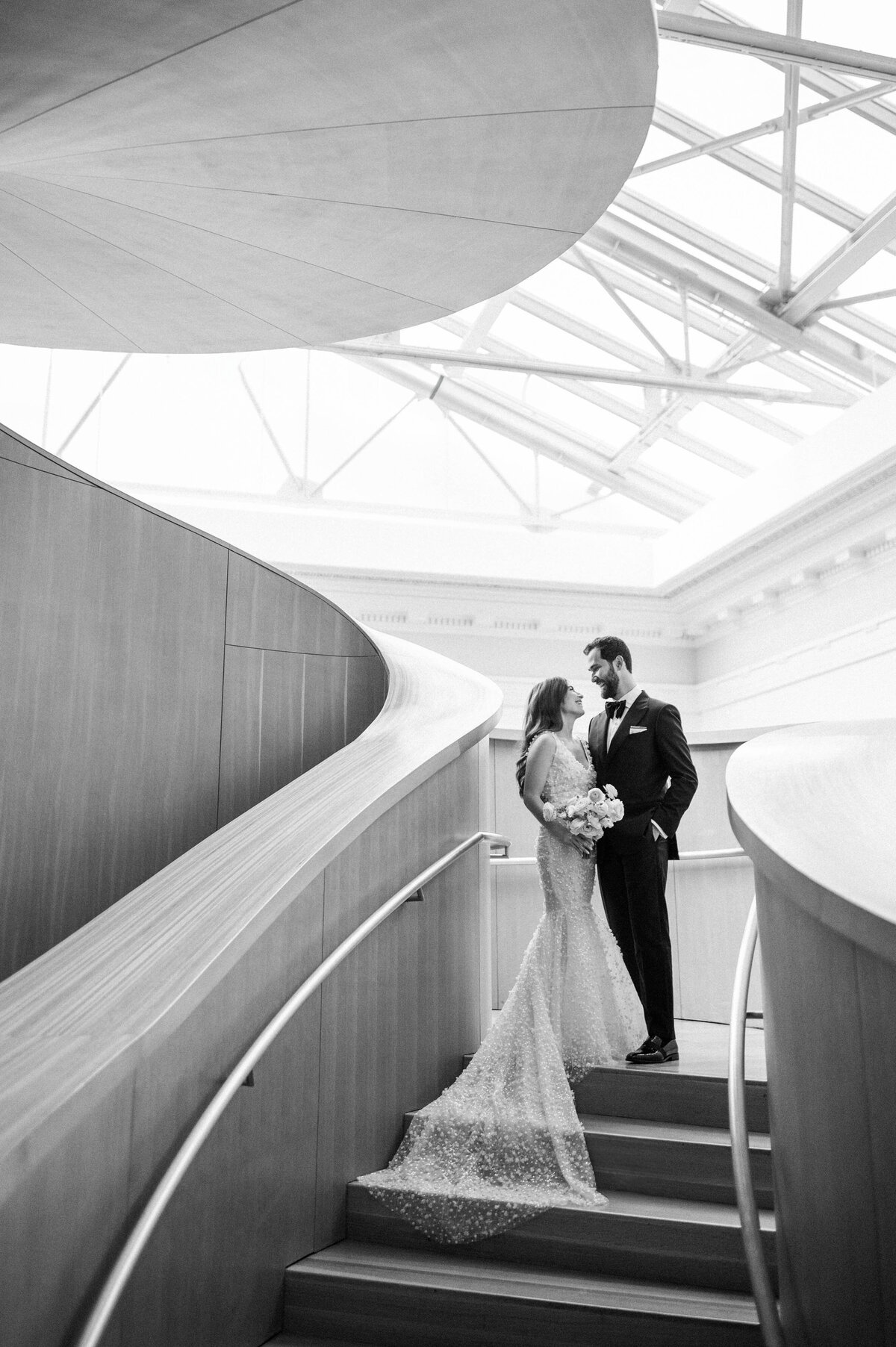 515-Art-Gallery-of-Ontario-AGO-Toronto-Canada-Zoe-Greg-Wedding-10