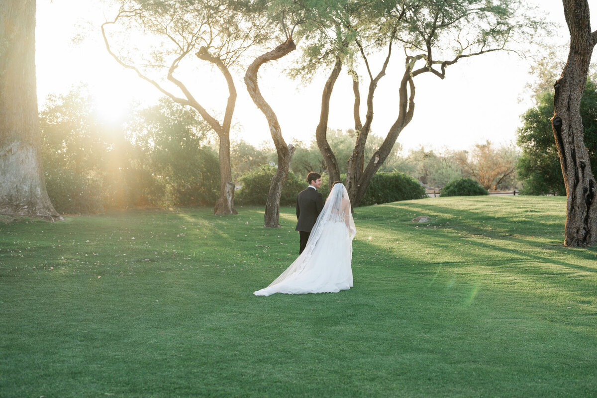 Tucson wedding photography at La Mariposa outdoor ceremony location