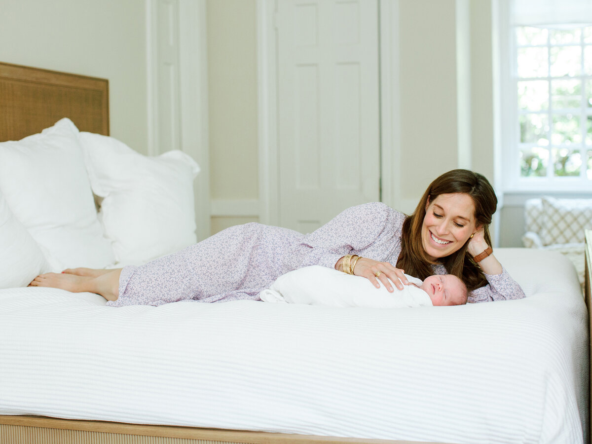 richmond-natural-newborn-photos-at-home-amy-nicole-photography-0228