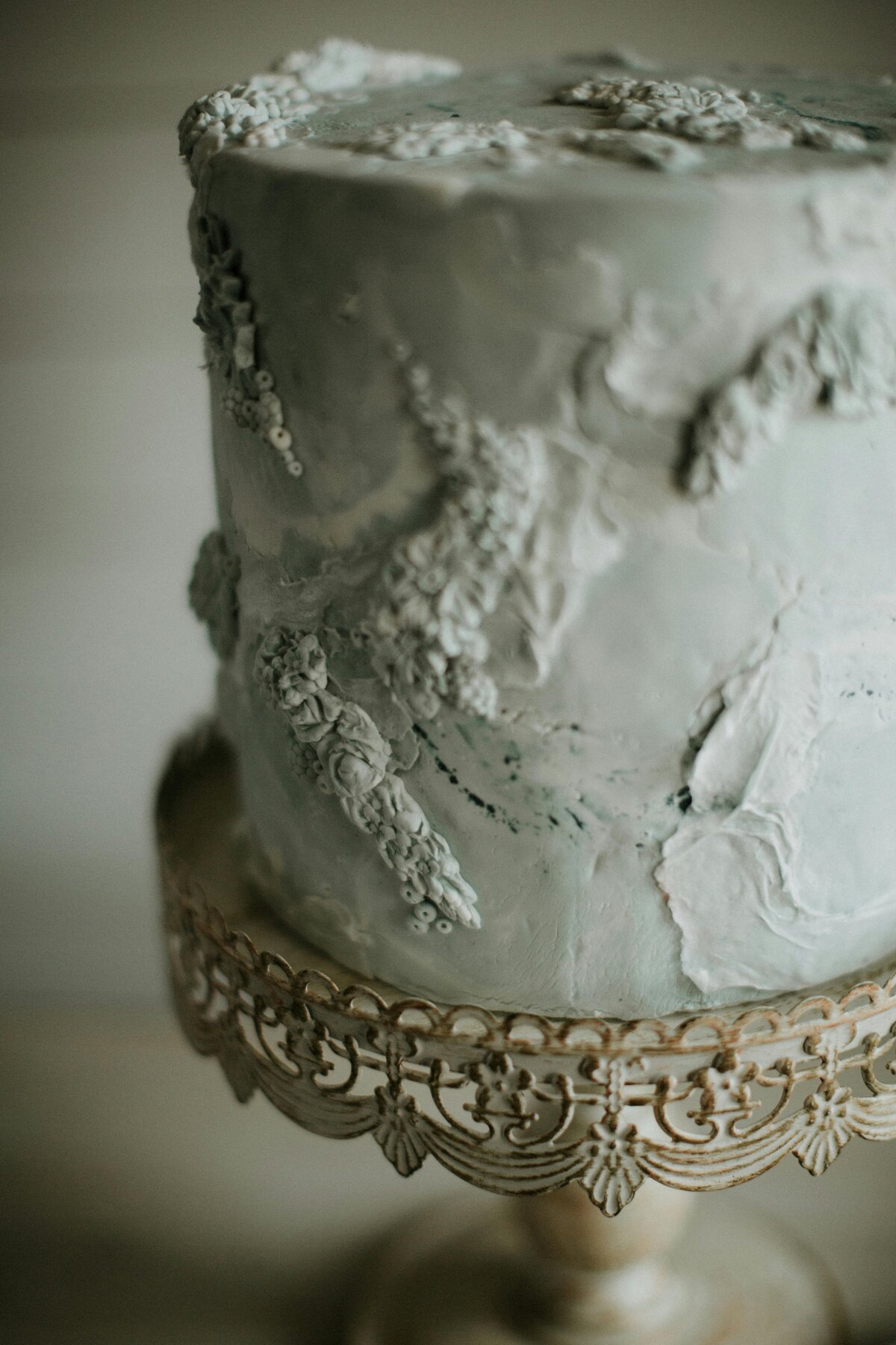 pexels-avonnephoto-3916062