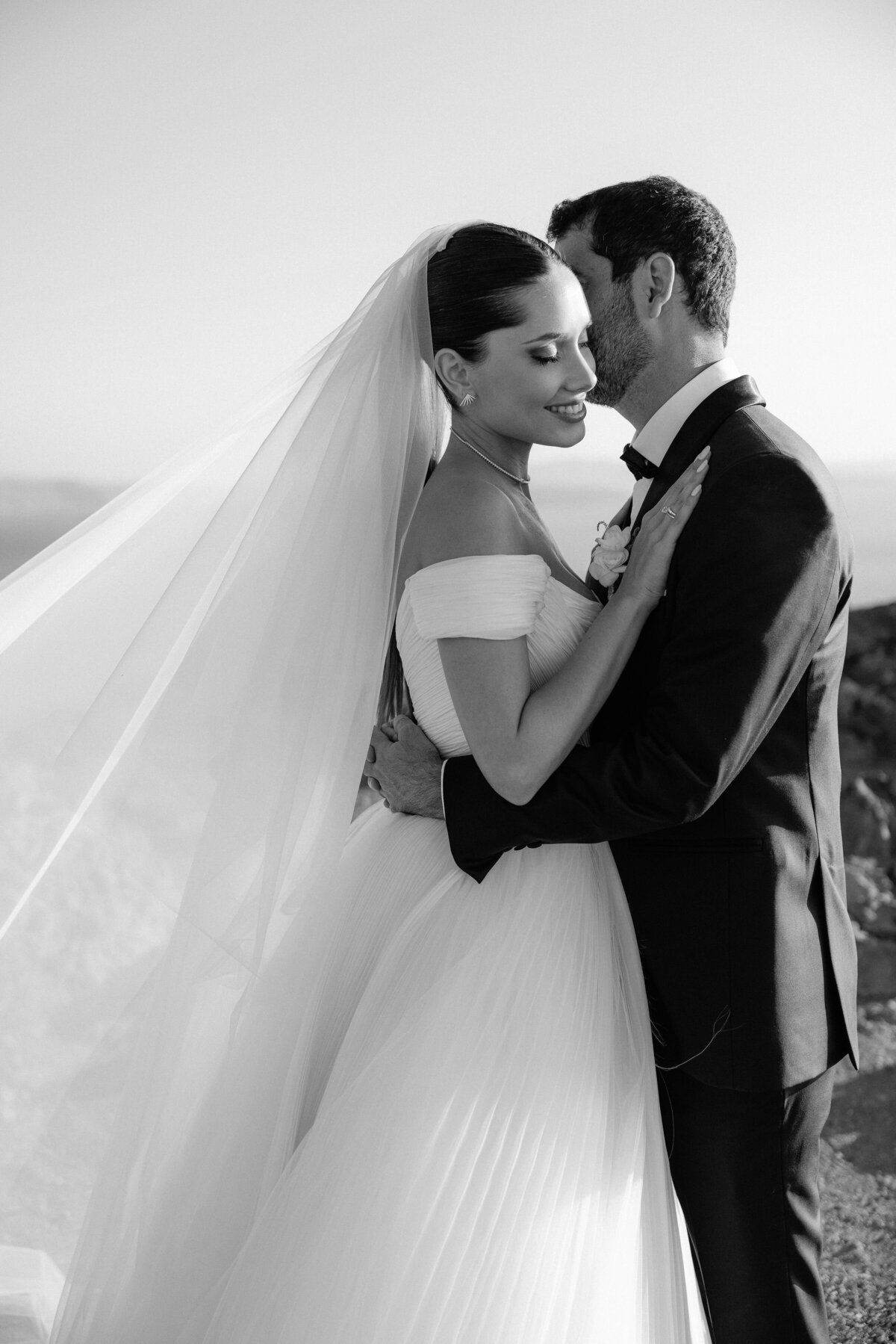 J&E | Glamorous Greece Wedding