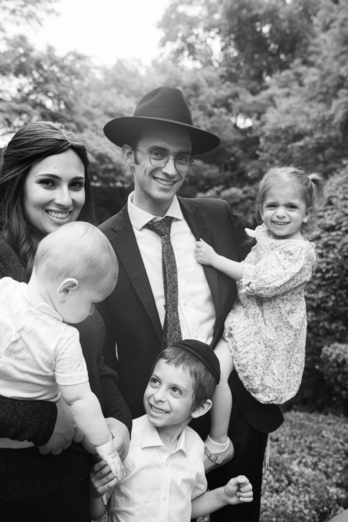 family event photographer, intimate event photographer, family photographer, analog photographer long island ny, long beach ny family photographer
