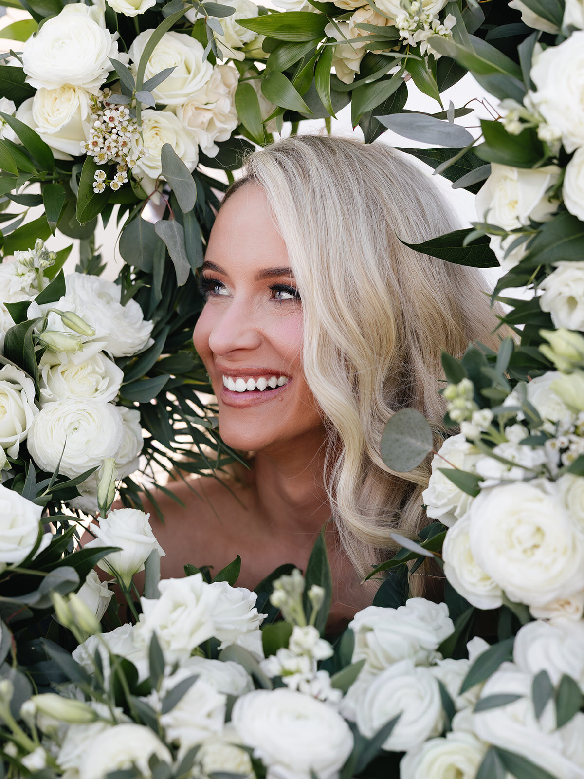 2025-10-11_DykesWeddingPreviews_MollyMurphyPhotography-38