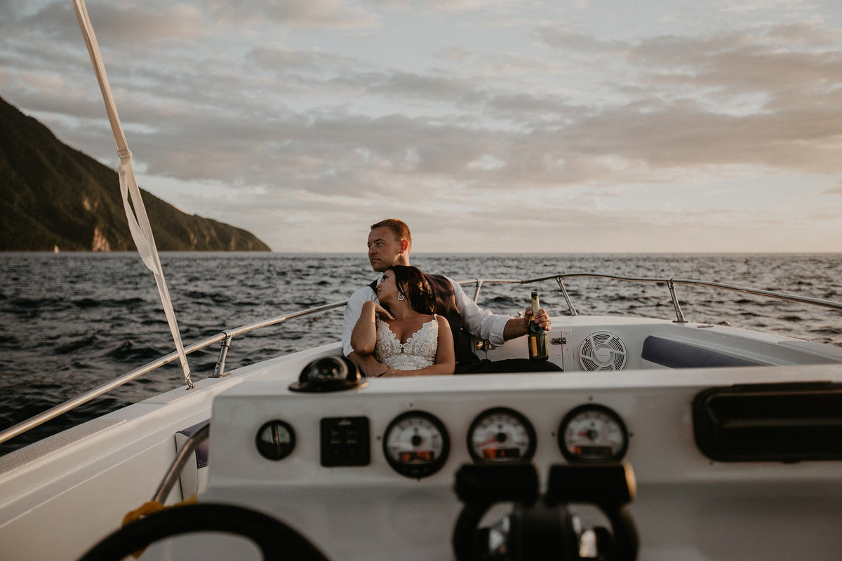 DARLING HQ –– dallin-hassard-1259909-unsplash