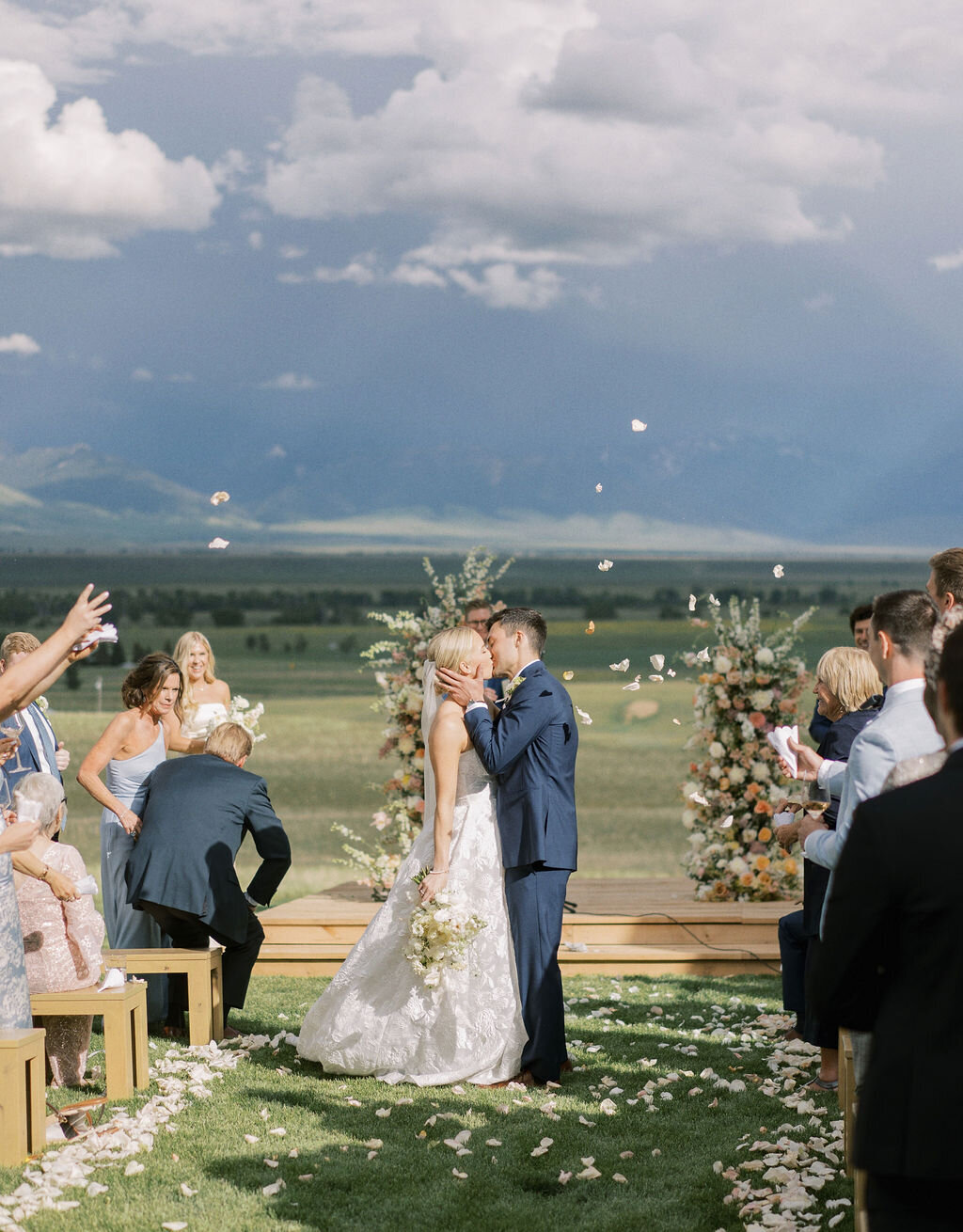 favorites-ennis-mt-wedding-madison-valley-planned-by-elysian-events-110