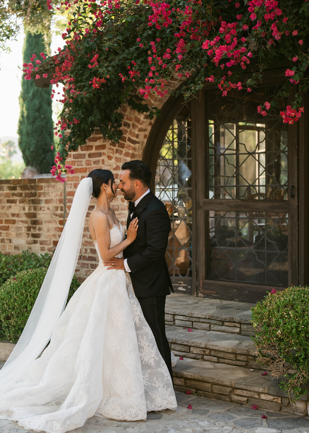 Hummingbird-Nest-Ranch-Wedding-12