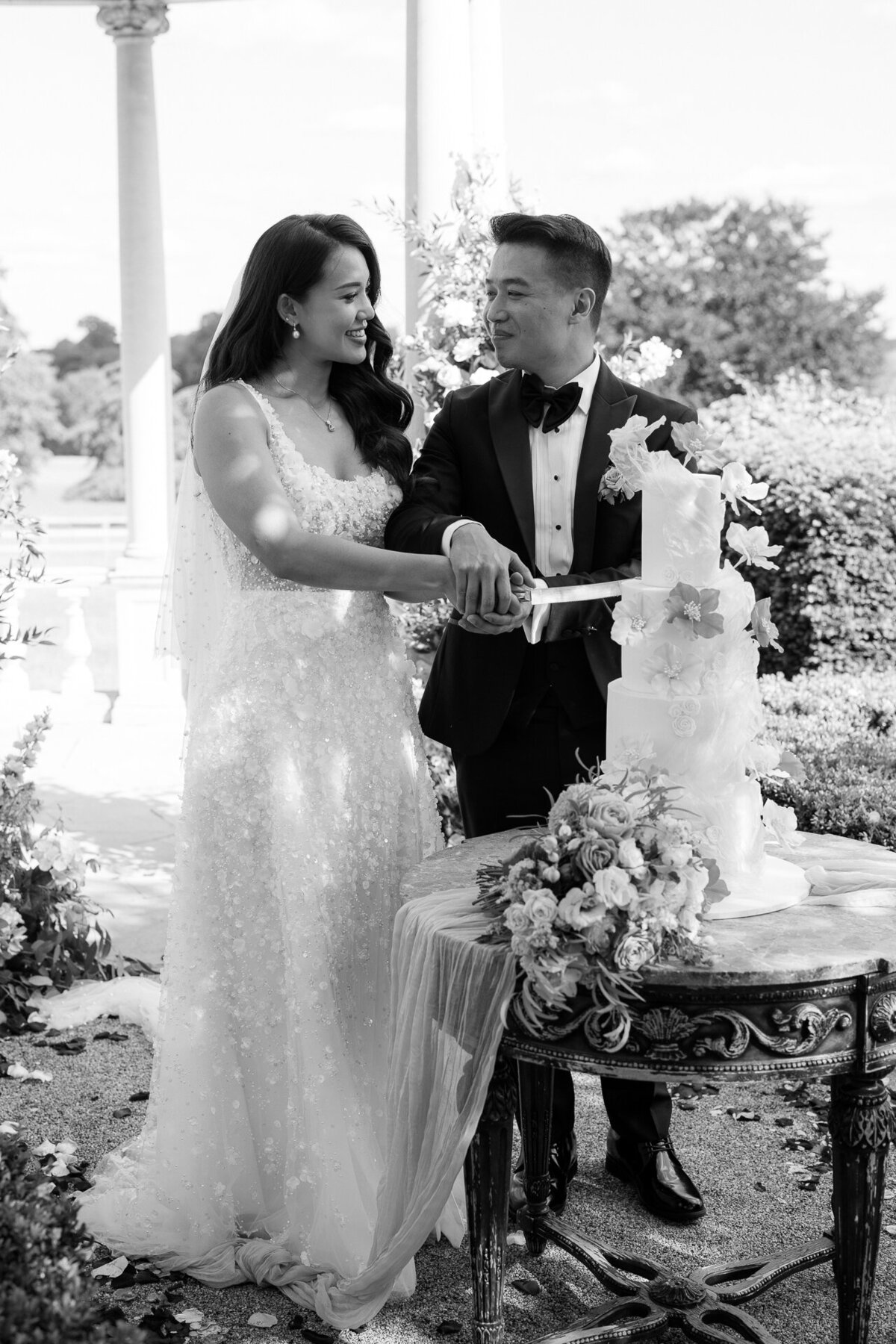 froyle-park-wedding-Jessy-Papasavva-Photography-499