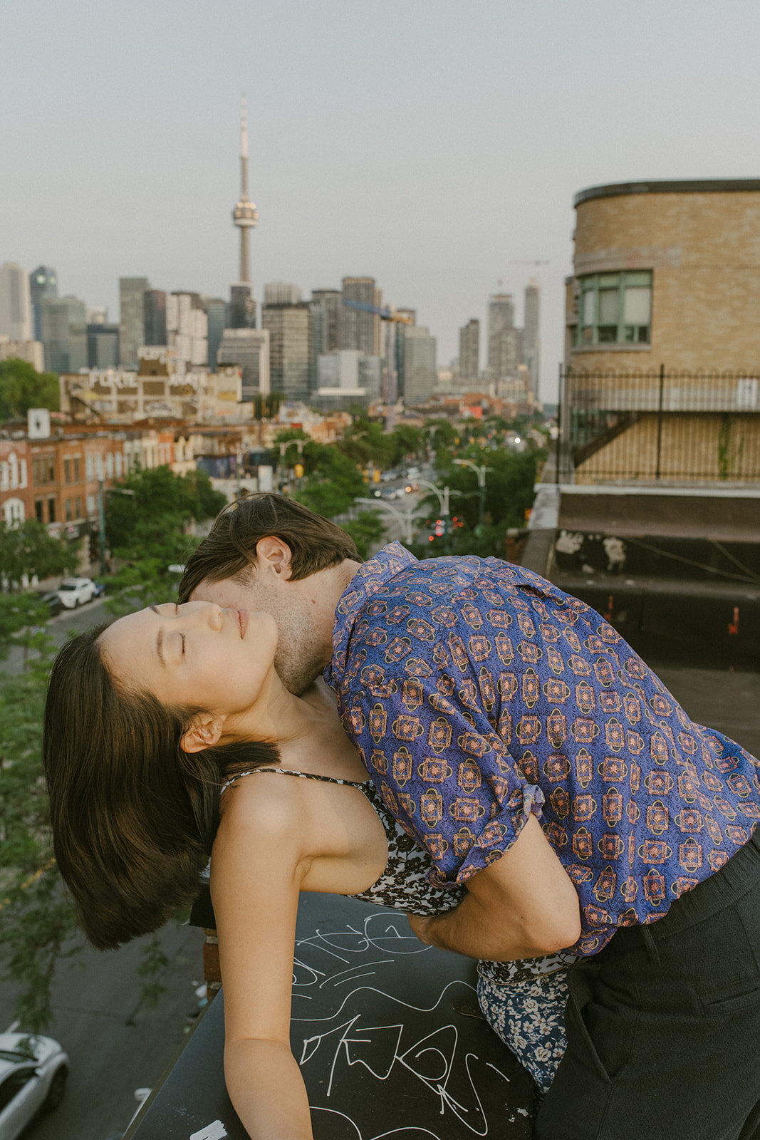 a-toronto-rooftop-engagement-session-downown-romatic-carefree-candid-authentic-2429