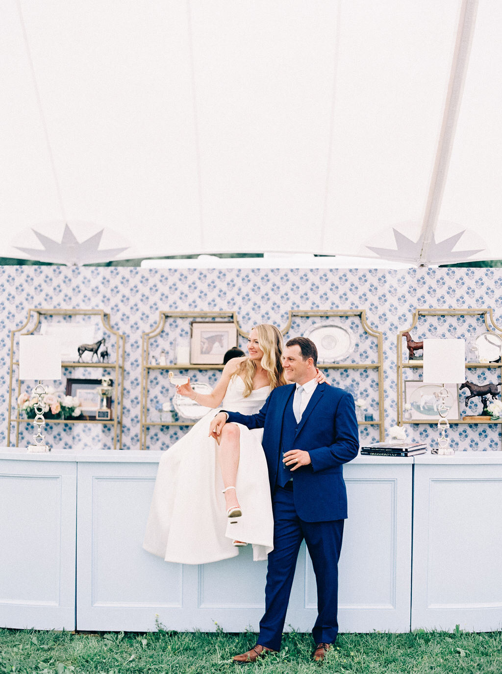 NikkiSanterre_VirginiaFilmWeddingPhotographer_PrivateEstateWedding_Caroline&Ben-5