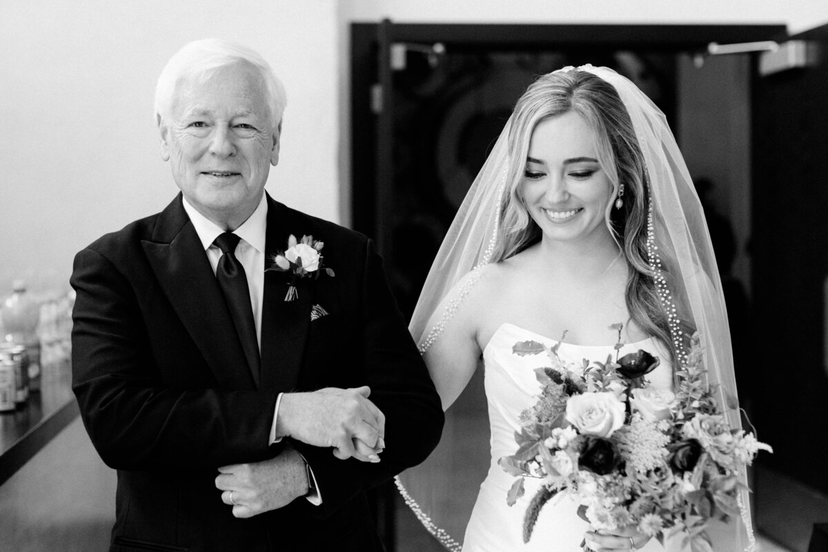 Phoenixville-Foundry-Romantic-Fall-Wedding-Photographer-Ceremony-Photos_87