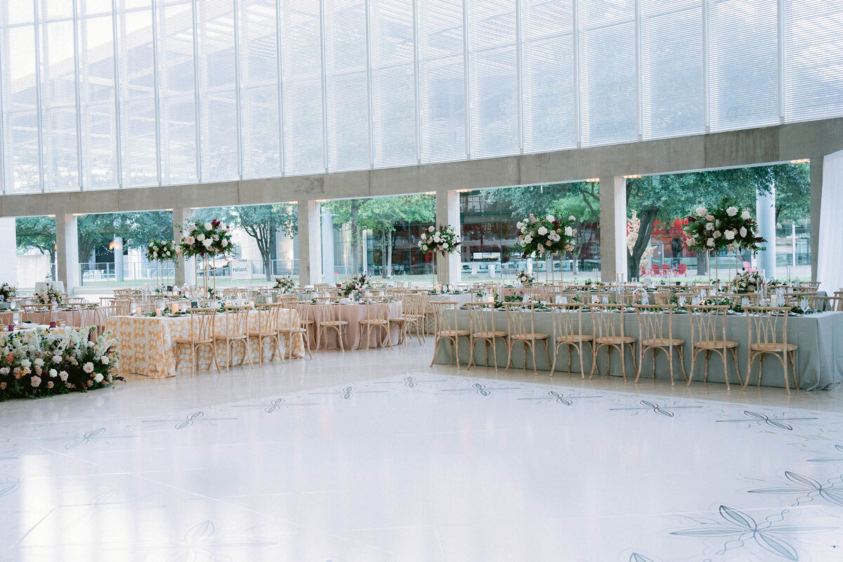 Luxury Wedding at The MEyerson Symphony Center in Downtown Dallas