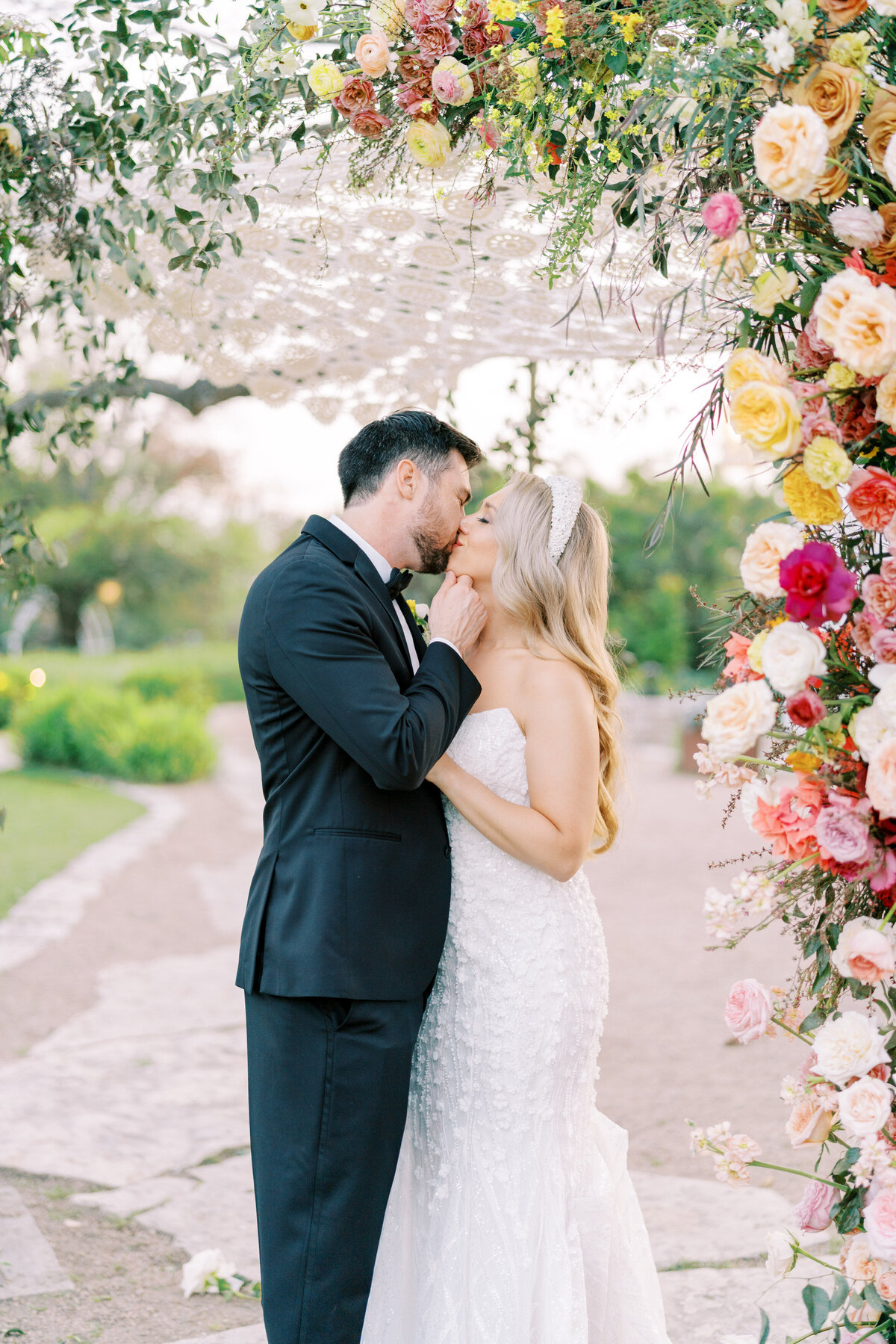 wedding at Barr Mansion, Austin, Texas