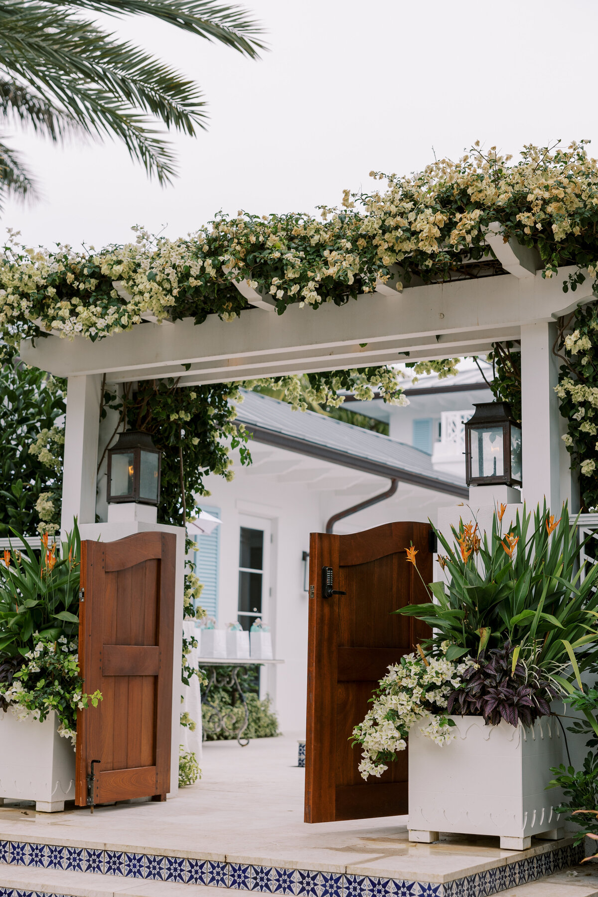 Palm Beach Jupiter Vero Beach wedding planner wedding design wedding coordination Florida wedding full service wedding planner full service wedding management South Florida wedding colorful wedding design bridal luncheon bridal brunch 3