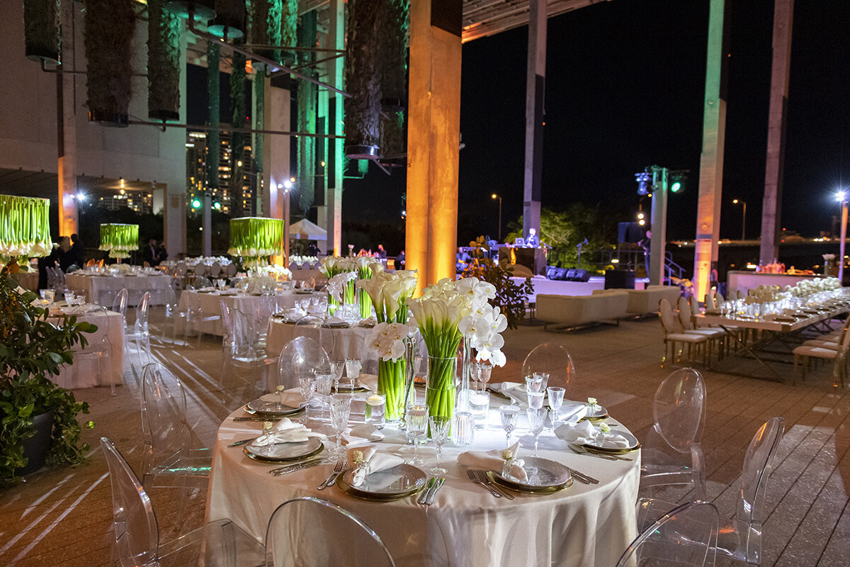 00040-elegant-wedding-perez-art-museum-miami-chris-weinberg-events