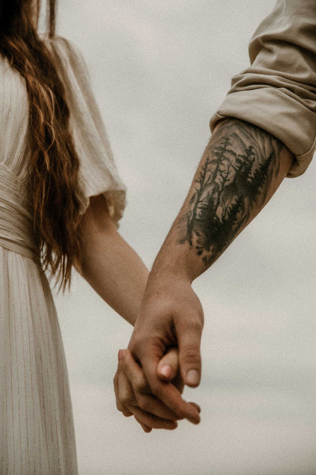 PINE-TRAIL-Busch-Wildlife-engagement-elopement