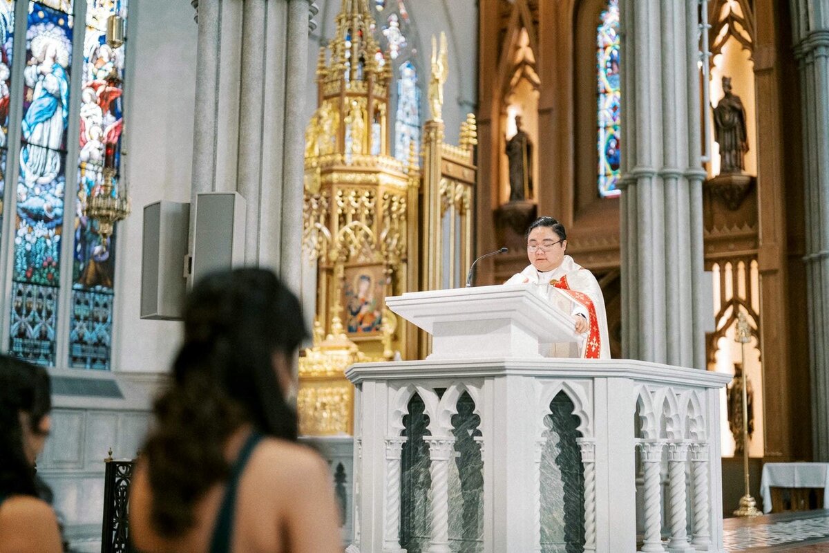 W10-Wedding-St-Michaels-Cathedral-Basilica-Jennifer-and-Anthony-2024-10-19-2500px-1098