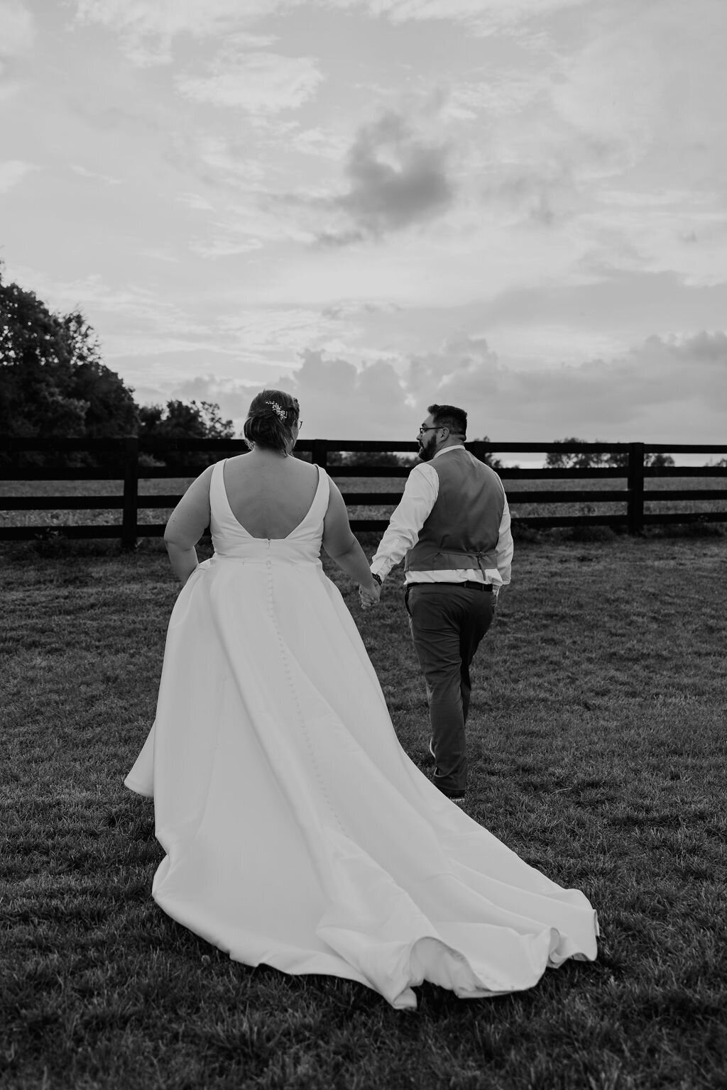 the well at cherry well farm, winchester ky photographer