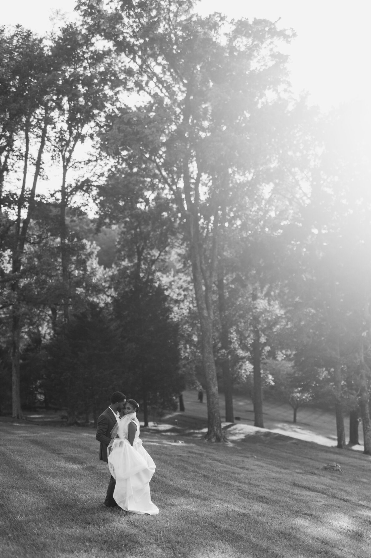 Alena&CaziahSneakPeak115