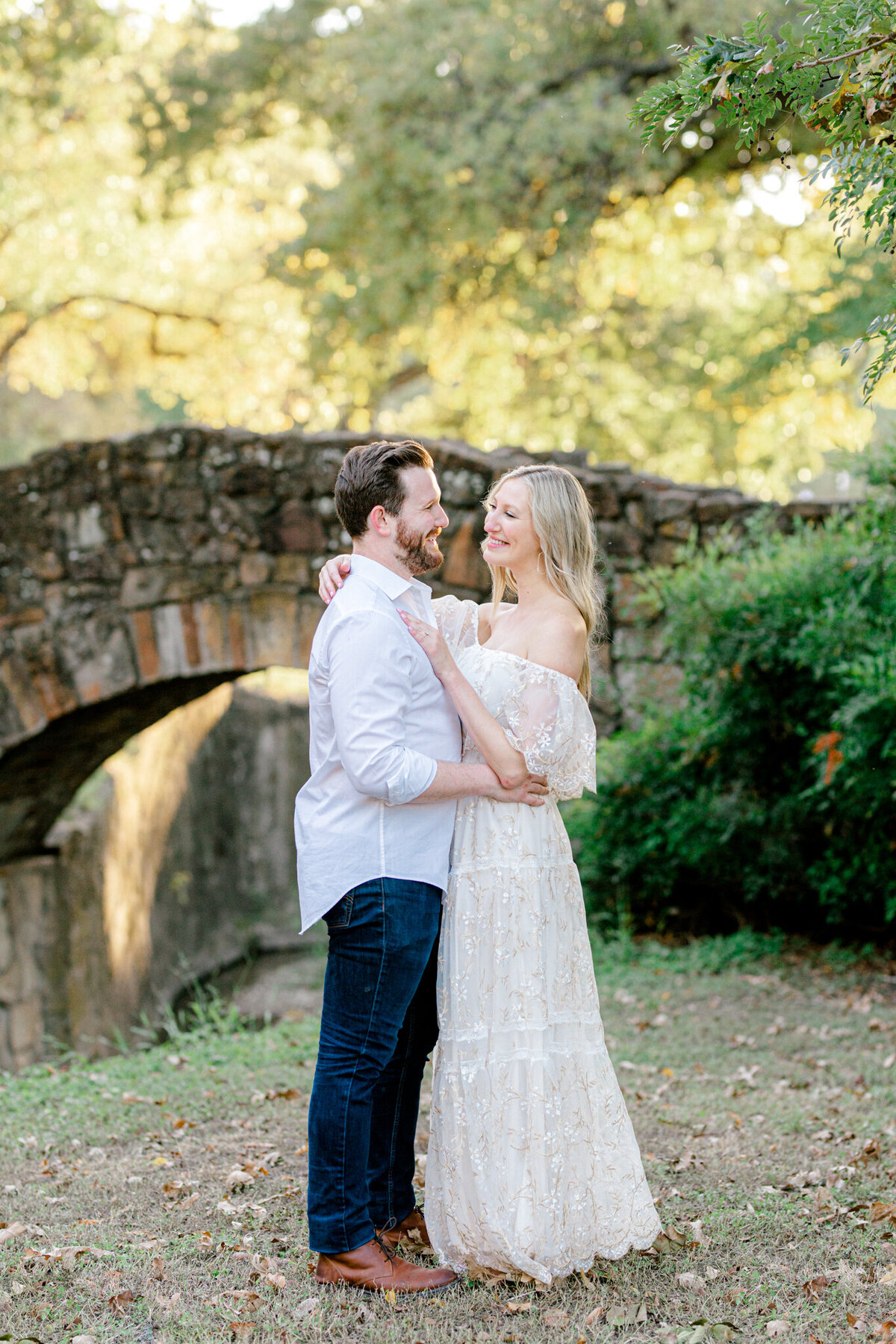 Jessica & Blake Engagement Session at Reverchon Park | Dallas Wedding Photographer-1