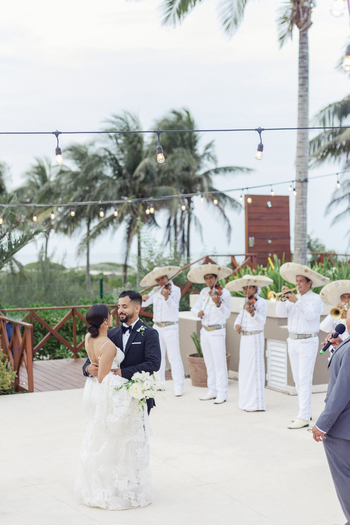 destination wedding in Playa Mujjeres, Mexico