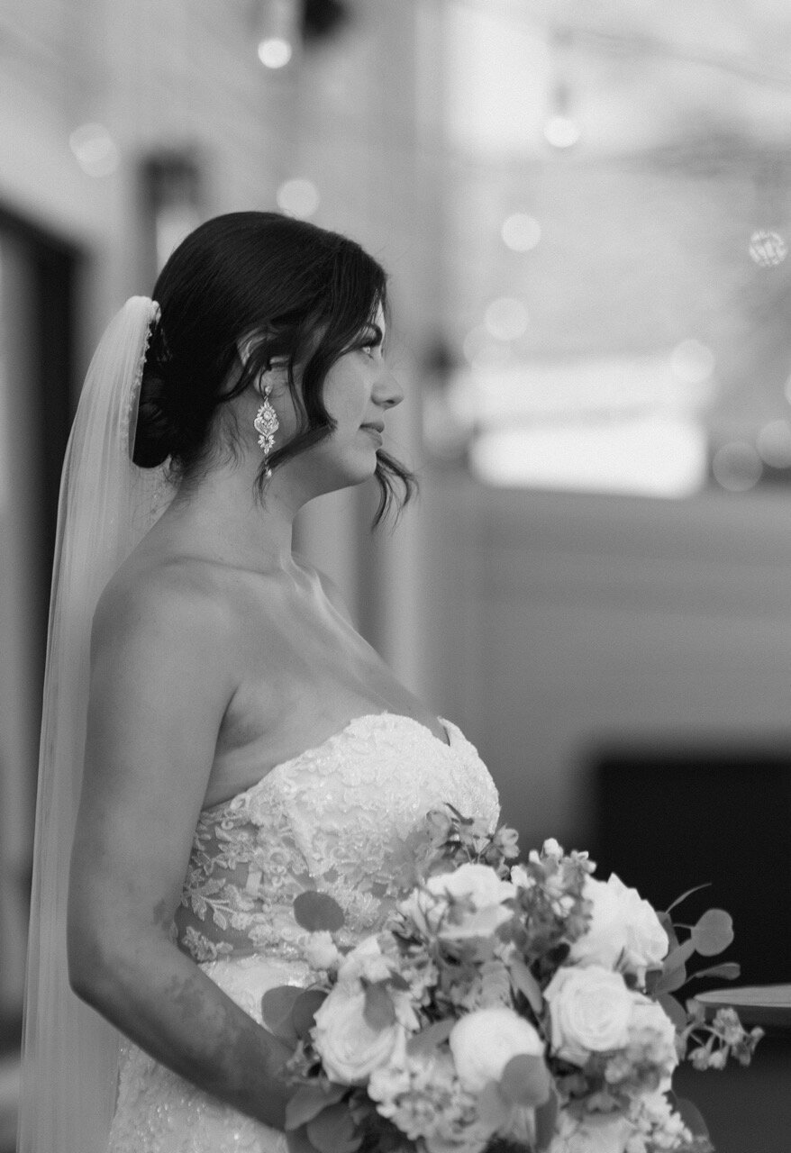 JaclynAustinOceanviewofNahantWeddingNewEnglandBostonWeddingPhotographerTruetoColorEditorial22025-24 Large