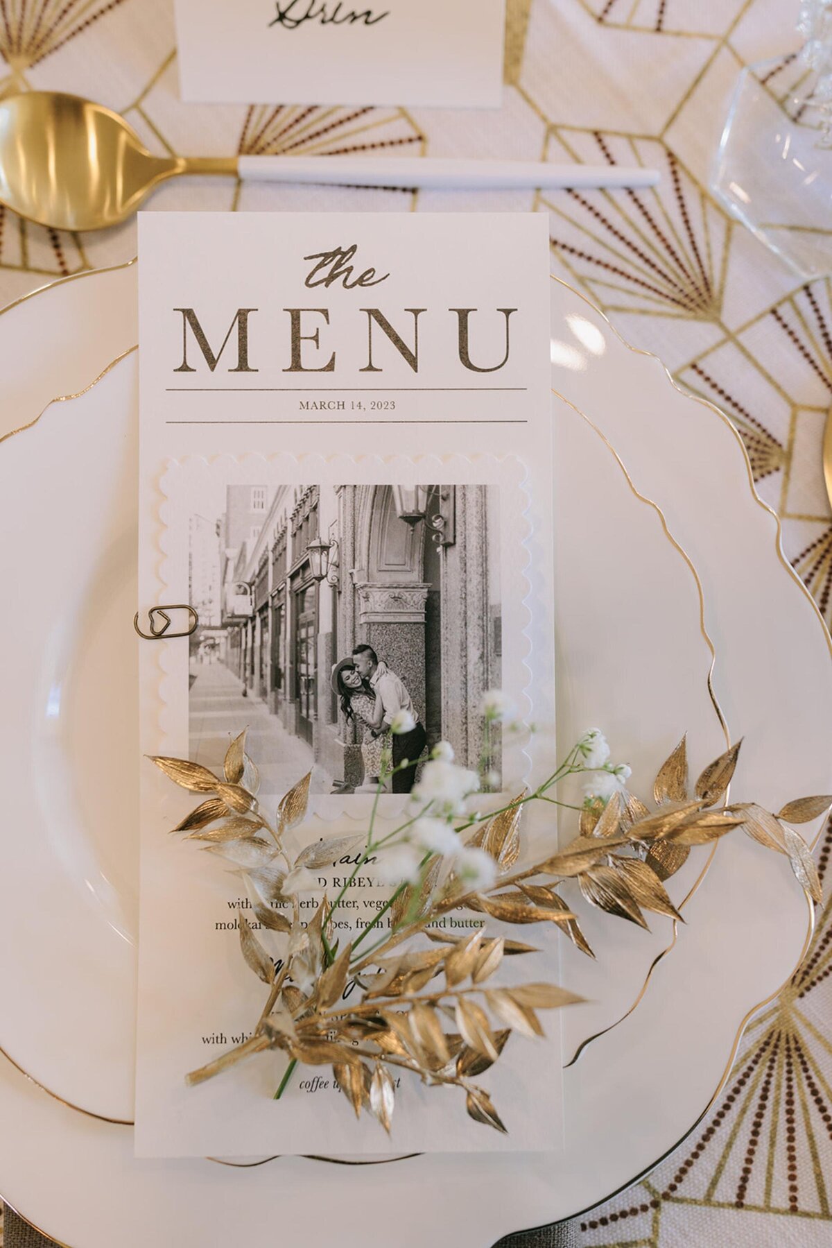 personalized-wedding-menu-guest-photo
