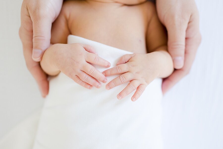 closeup of baby hands by DC Newborn Photographer Emily