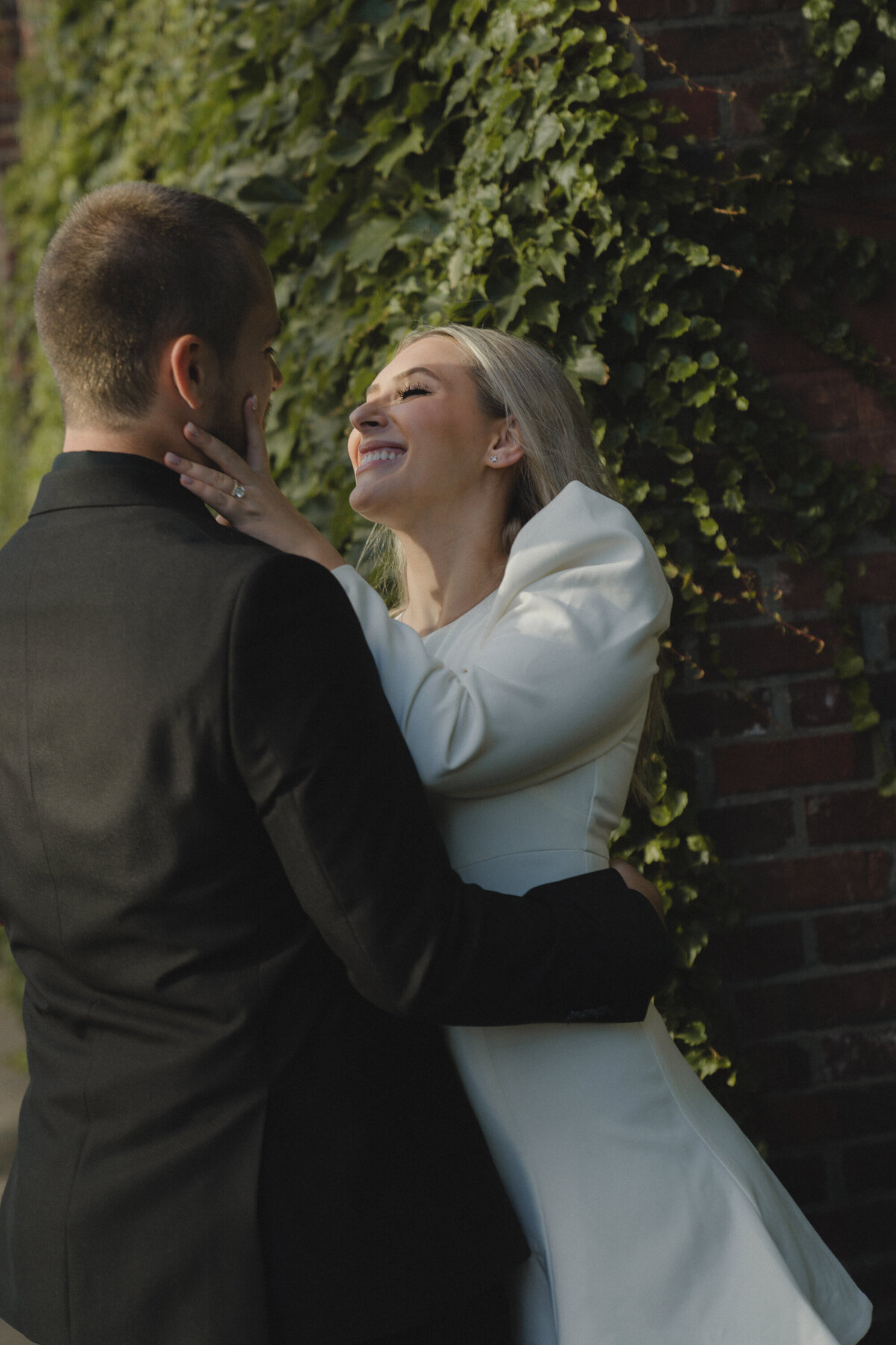 Sara-Canon-Elopement-Downtown-Seattle-WA-Amy-Law-Photography-47