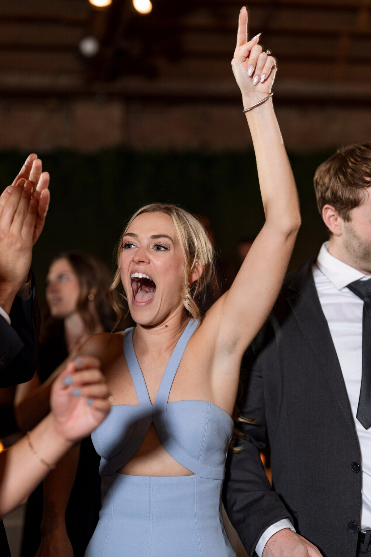Aspen-Avenue-Berlez-Chicago-Wedding-Photographer-Great-Events-Epic-Events-Rockwell-on-the-River-Entertaining-Company-Jewish-Wedding-Editorial-131