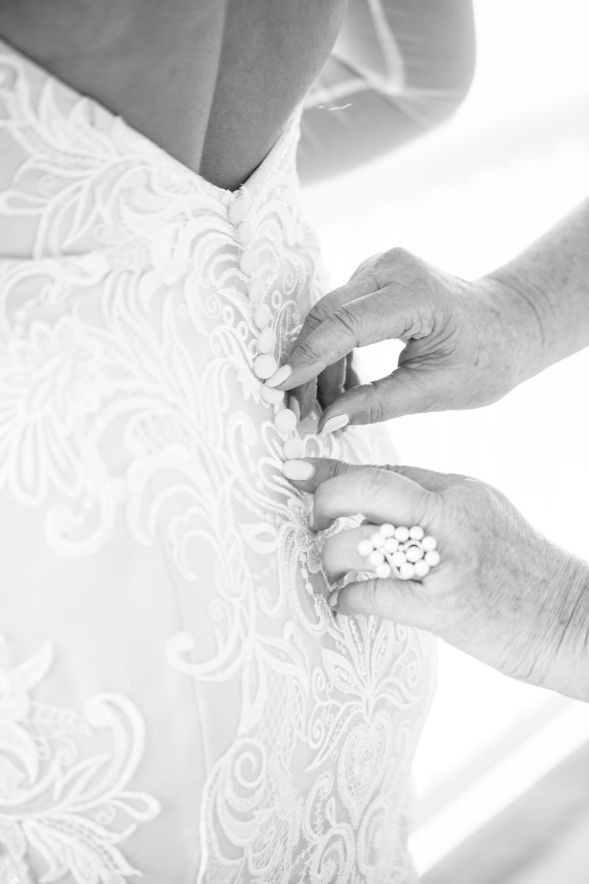 DGP_Cranford-Outen-Wedding_SneakPeek (24 of 90)