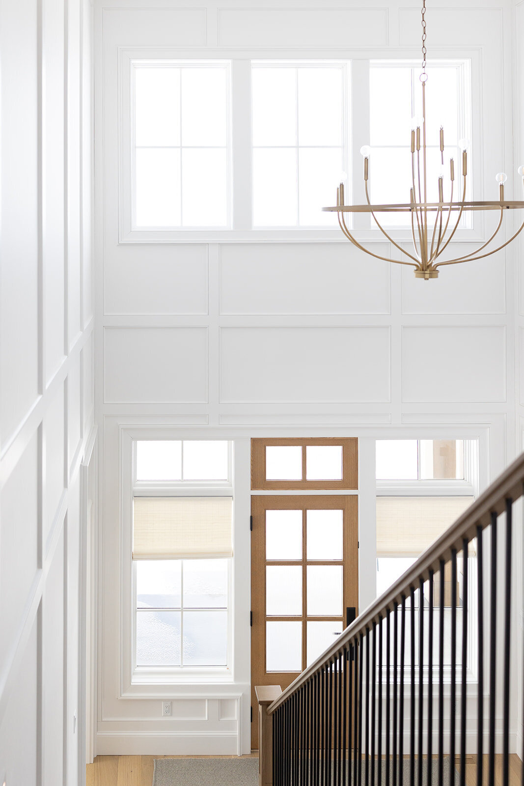 michele rosenboom design cozy colonial foyer entrance 4