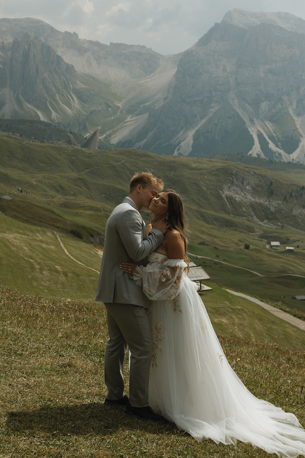 destination-wedding-elopement-photographer-italy-dolomites-seceda-documentary-tanya-davids-photo-film-22