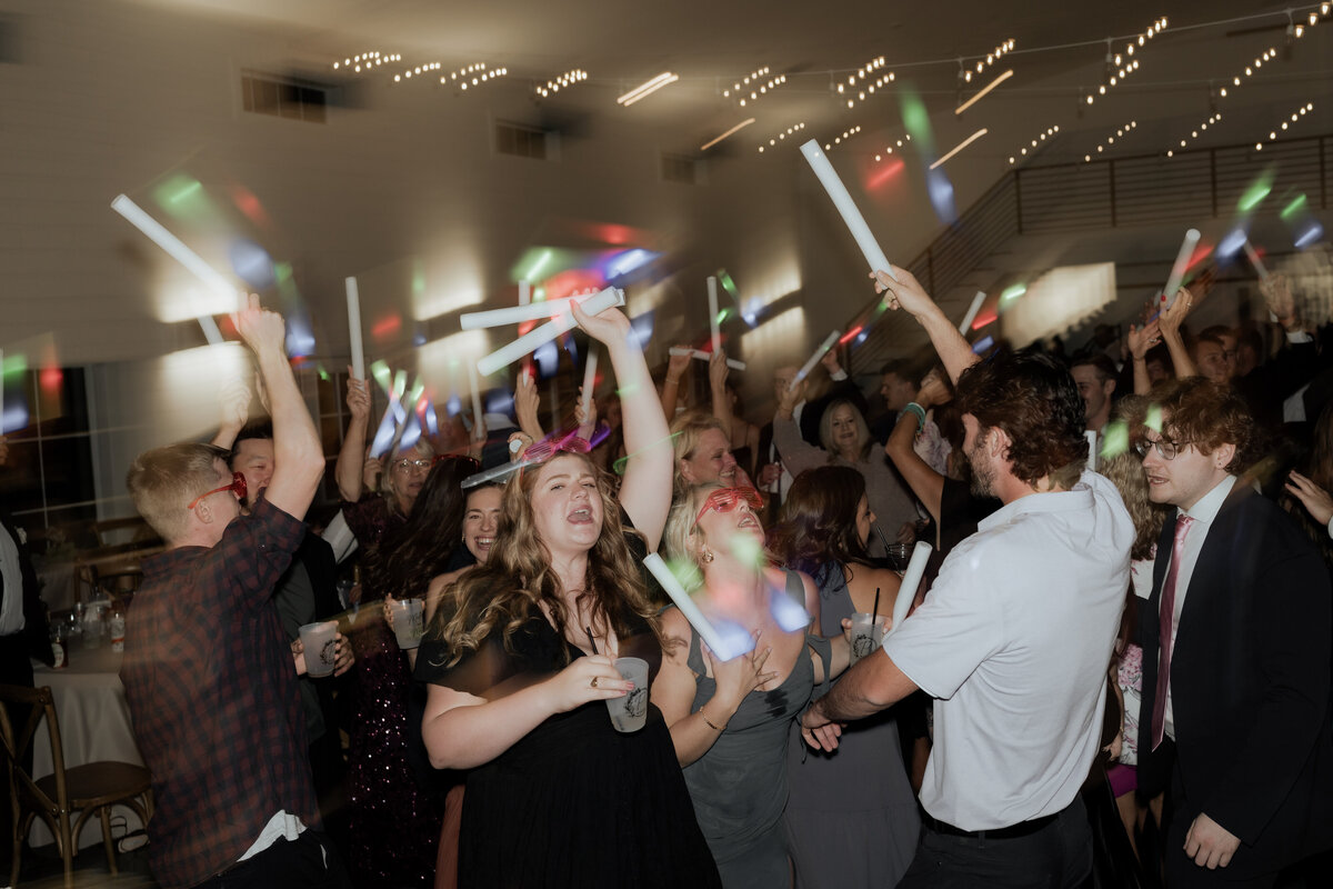 pile-wedding-1119