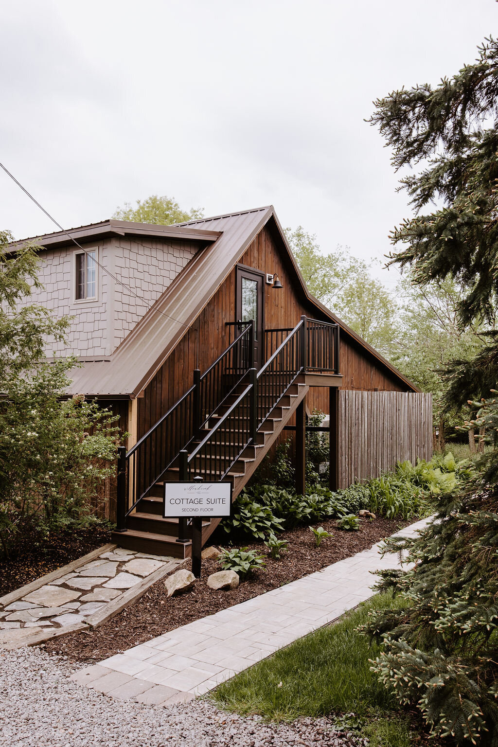 image of the preparation cottage with second story suite at Willowbrook wedding venue