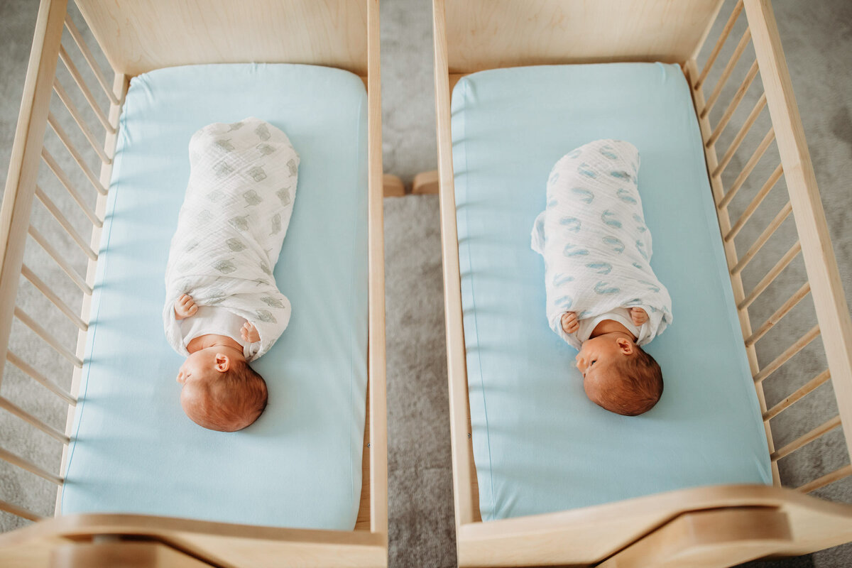 New_Hampshire_Lifestyle_Newborn_Photographer-28