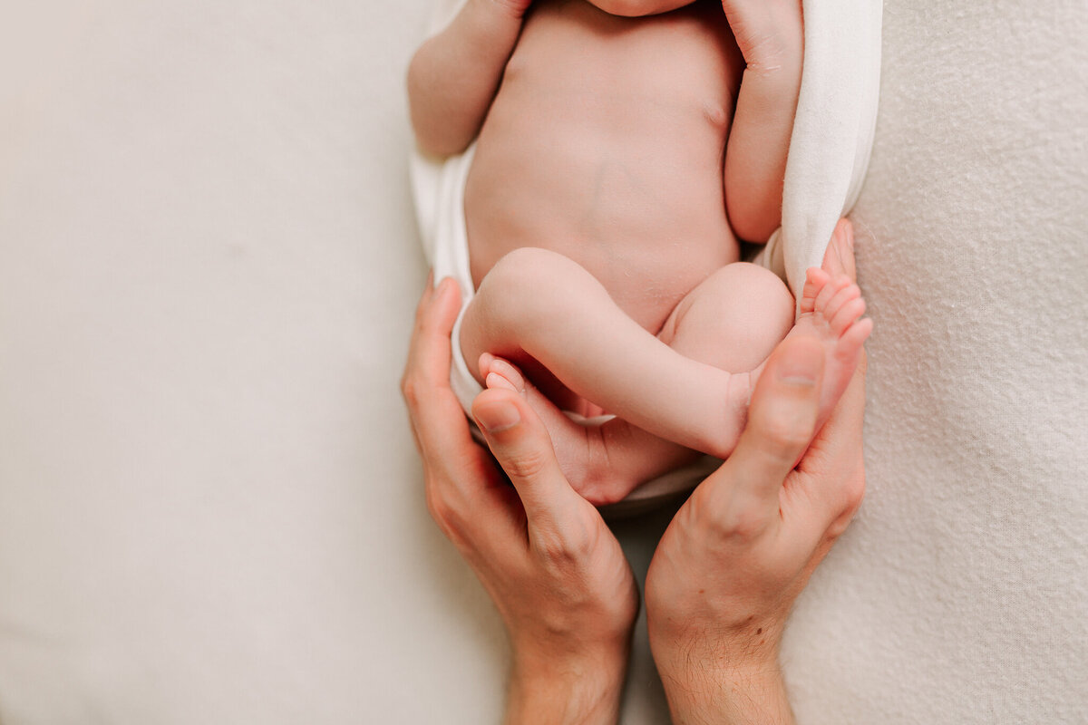 Toronto-Newborn-Photographer-232-10