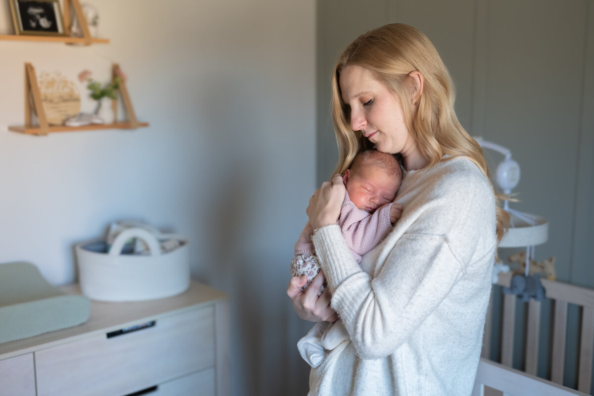 Malenke Family and Newborn Gallery 2025 November-49