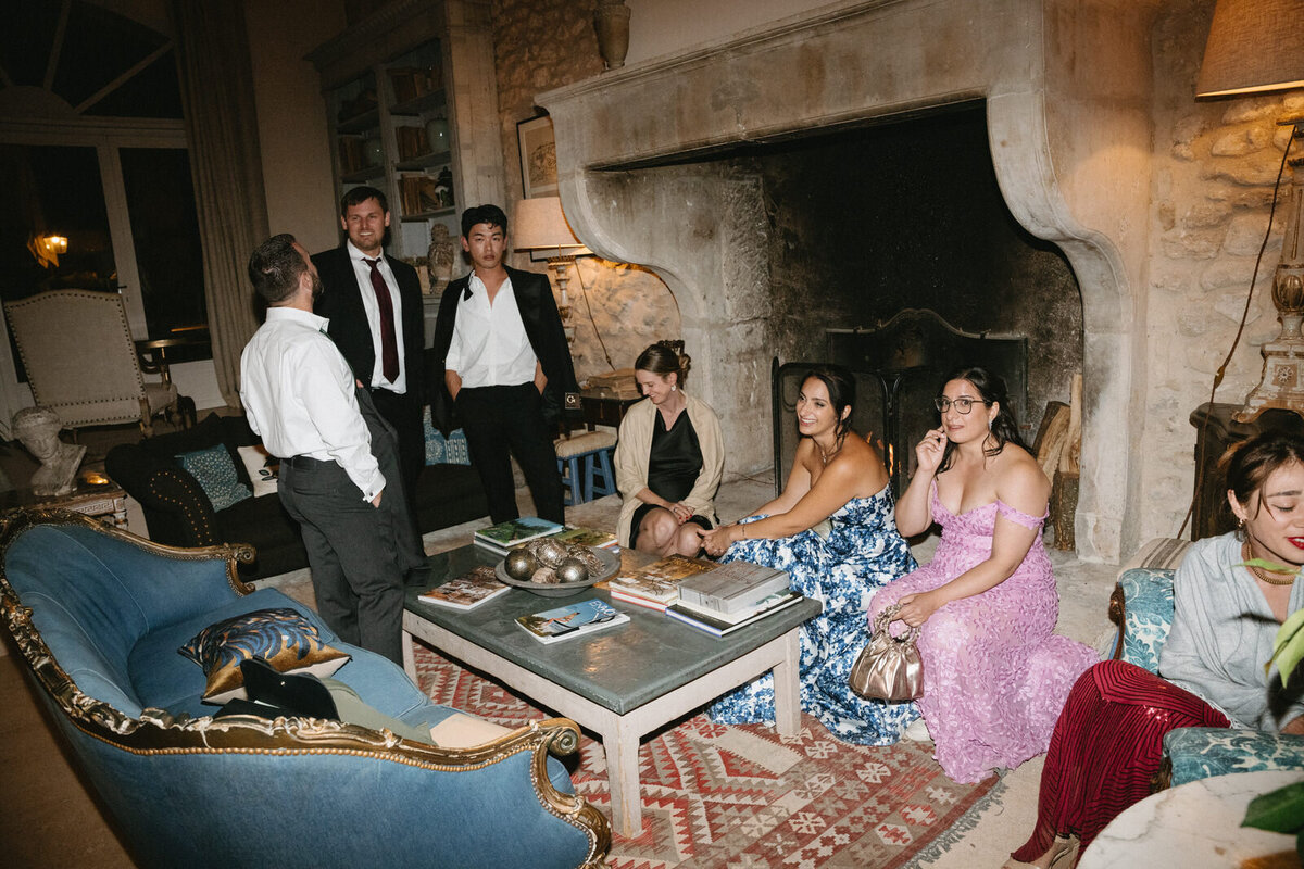Flora_And_Grace_Provence_BastideDeMarie_Editorial_Wedding_Photographer (2210 von 2213)
