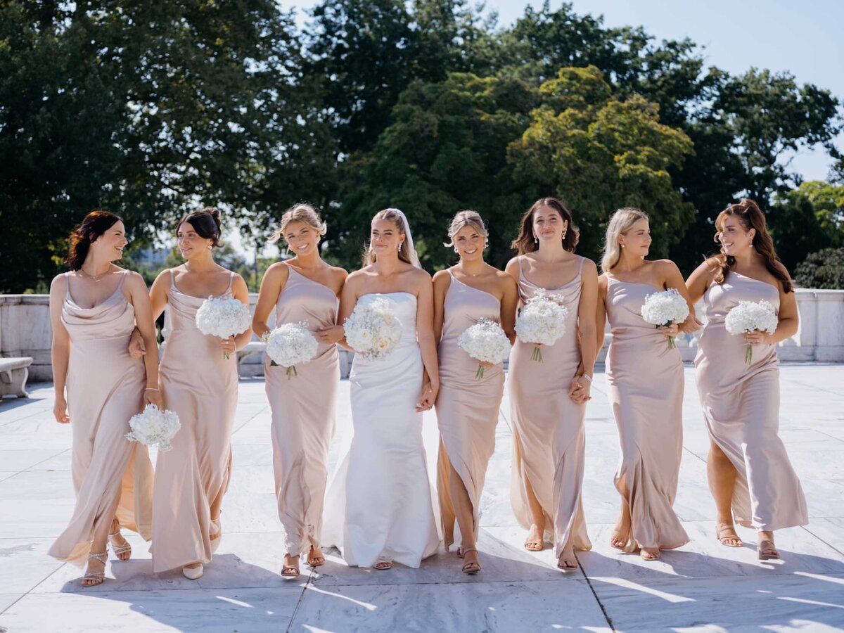 Wedding day portraits at the Cleveland Art Museum