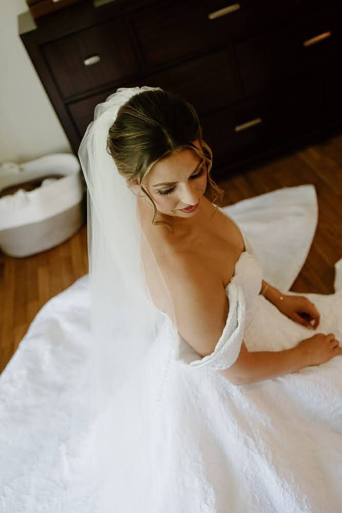 Nichole-Babiez-Photography-wedding-photographer-lincolnshire-marriott-forest-preserve-modern-elegant-whimsical-luxury-editorial-destination-7
