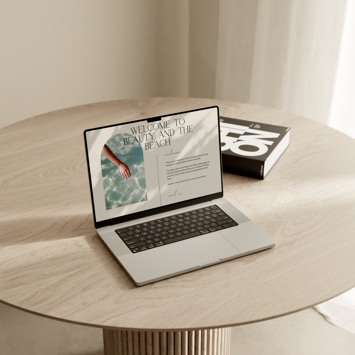 MoyoFreeMockup1 (1)