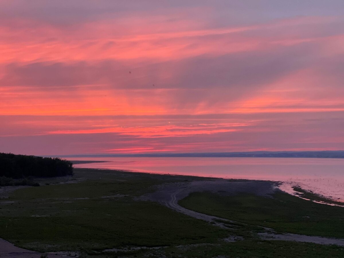 Lookout-lake-house-lake-mac-sunset-1