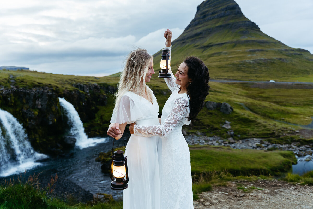 KIRKJUFELL Iceland Elopement -10