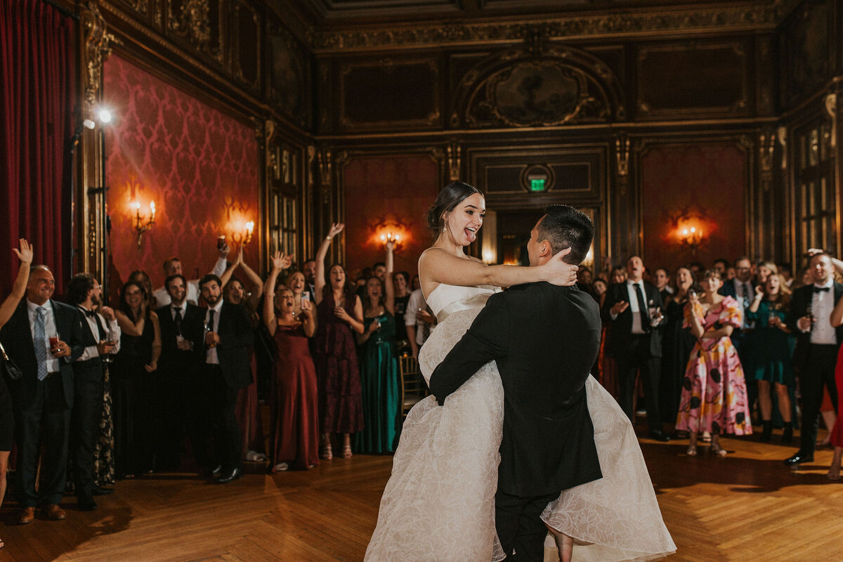 WELLING-FLORES.Wedding.EngineersClub-rcptn-207