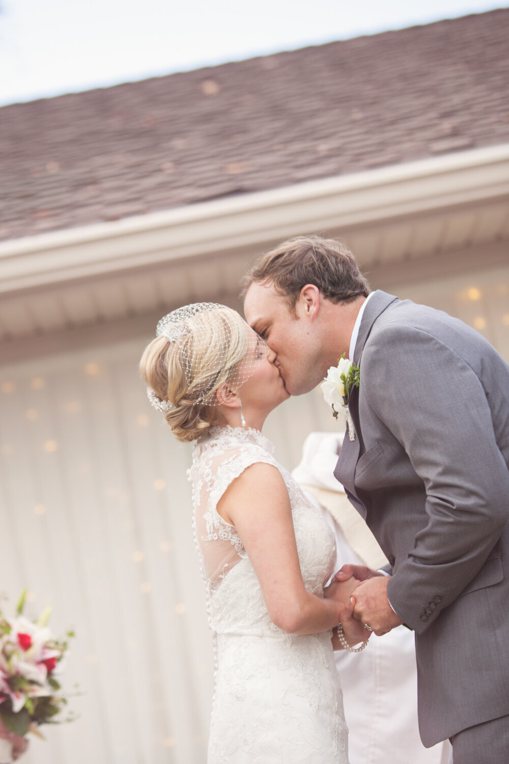 034typ_louisville_kentucky_wedding_photographer_LK